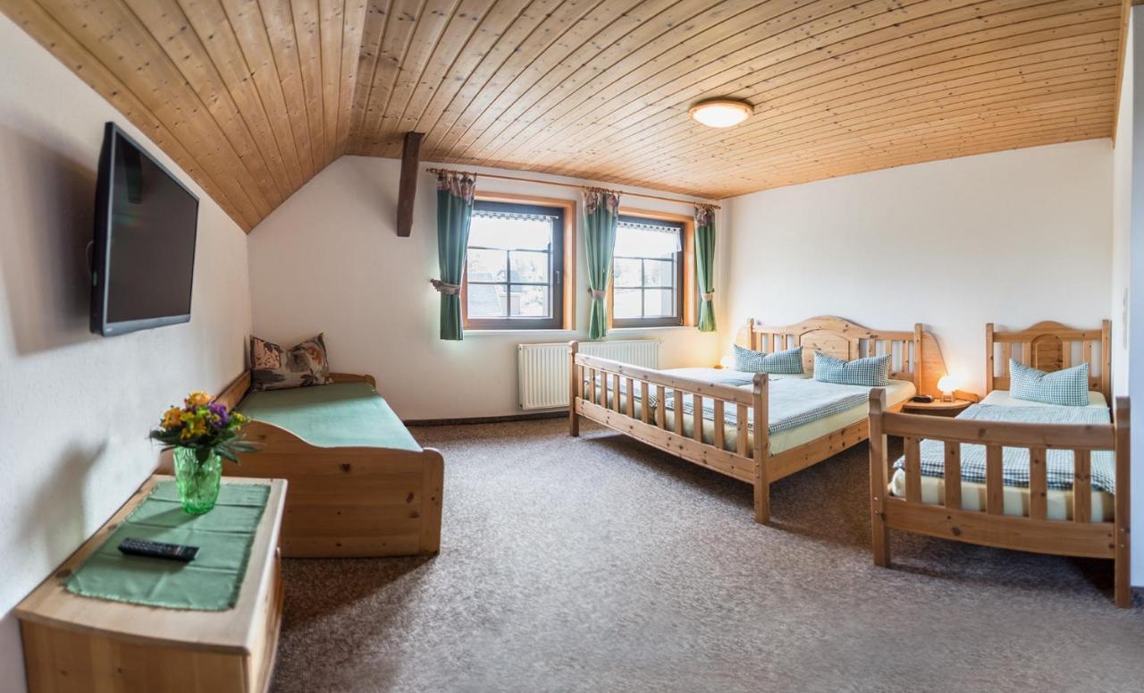 Am Roten Hammer I Gasthof Und Pension Oberwiesenthal Esterno foto